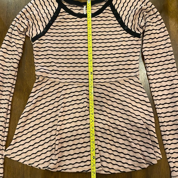 Free People Size L Wavy Stripe Pointelle Knit Peplum Long Sleeve Top Pink Black - Picture 4 of 5